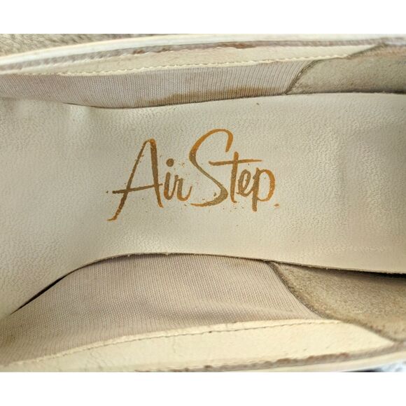 Vtg. 40s AirStep Snakeprint Spectator Cuban Heel Mid Height Pumps, Sz. 6 / 6.5 - Picture 9 of 14